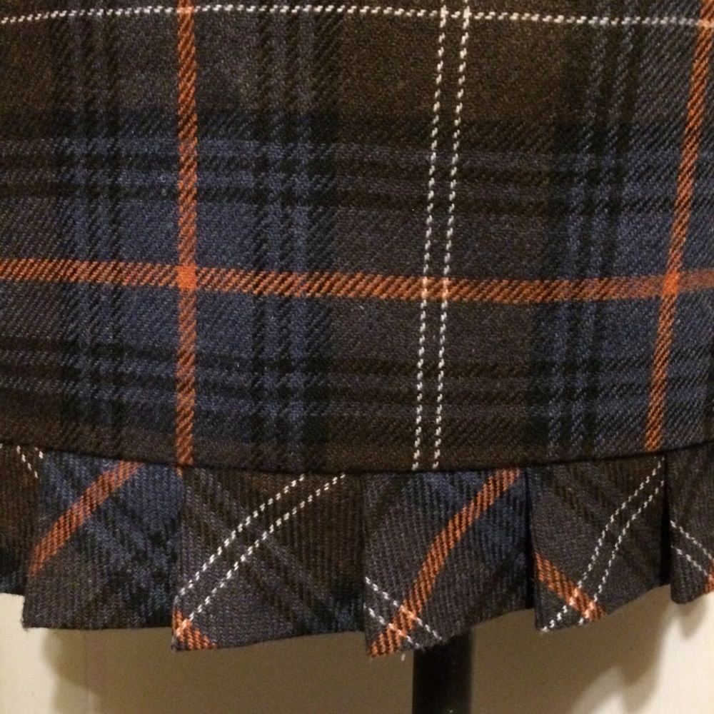 CAbi Skirt 6 Wool Blend Plaid Ruffle Brown Multi - Picture 3 of 8